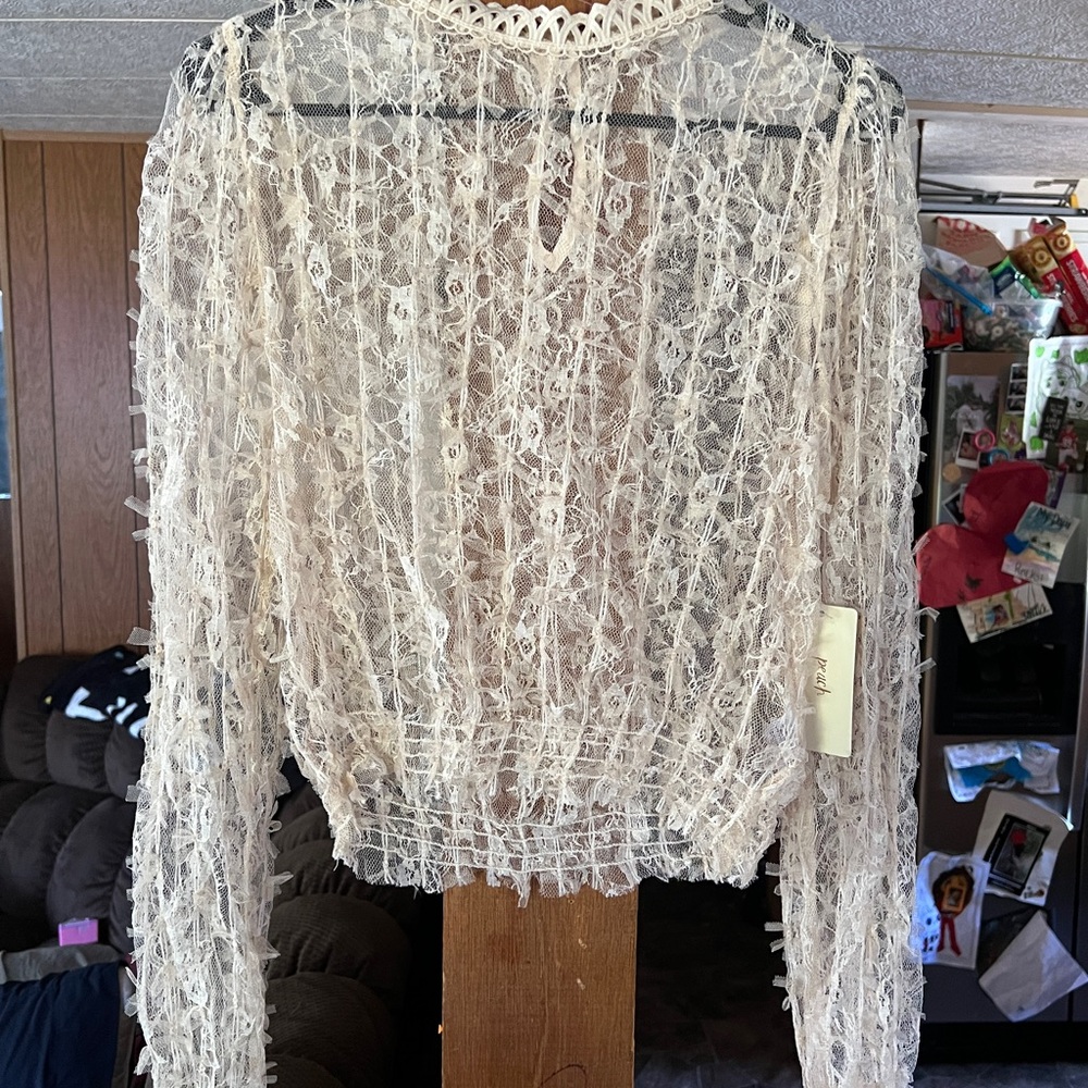 Peach Love California Cream Lace Blouse